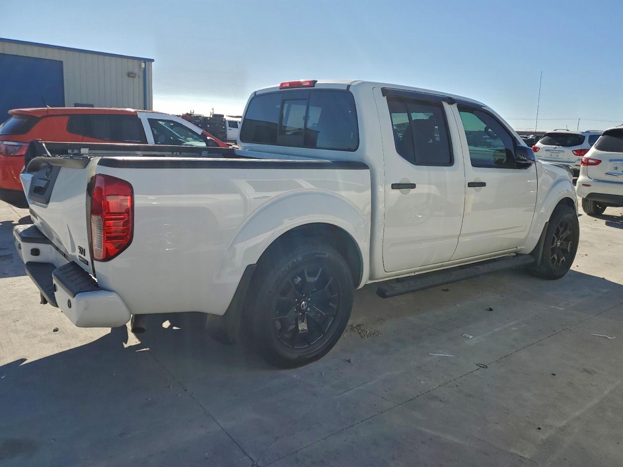 2021 Nissan Frontier s