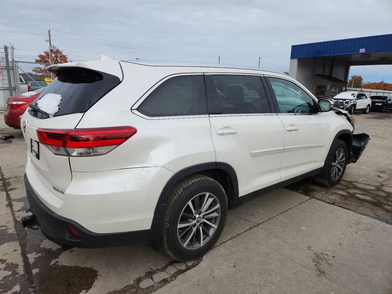 2019 Toyota Highlander se
