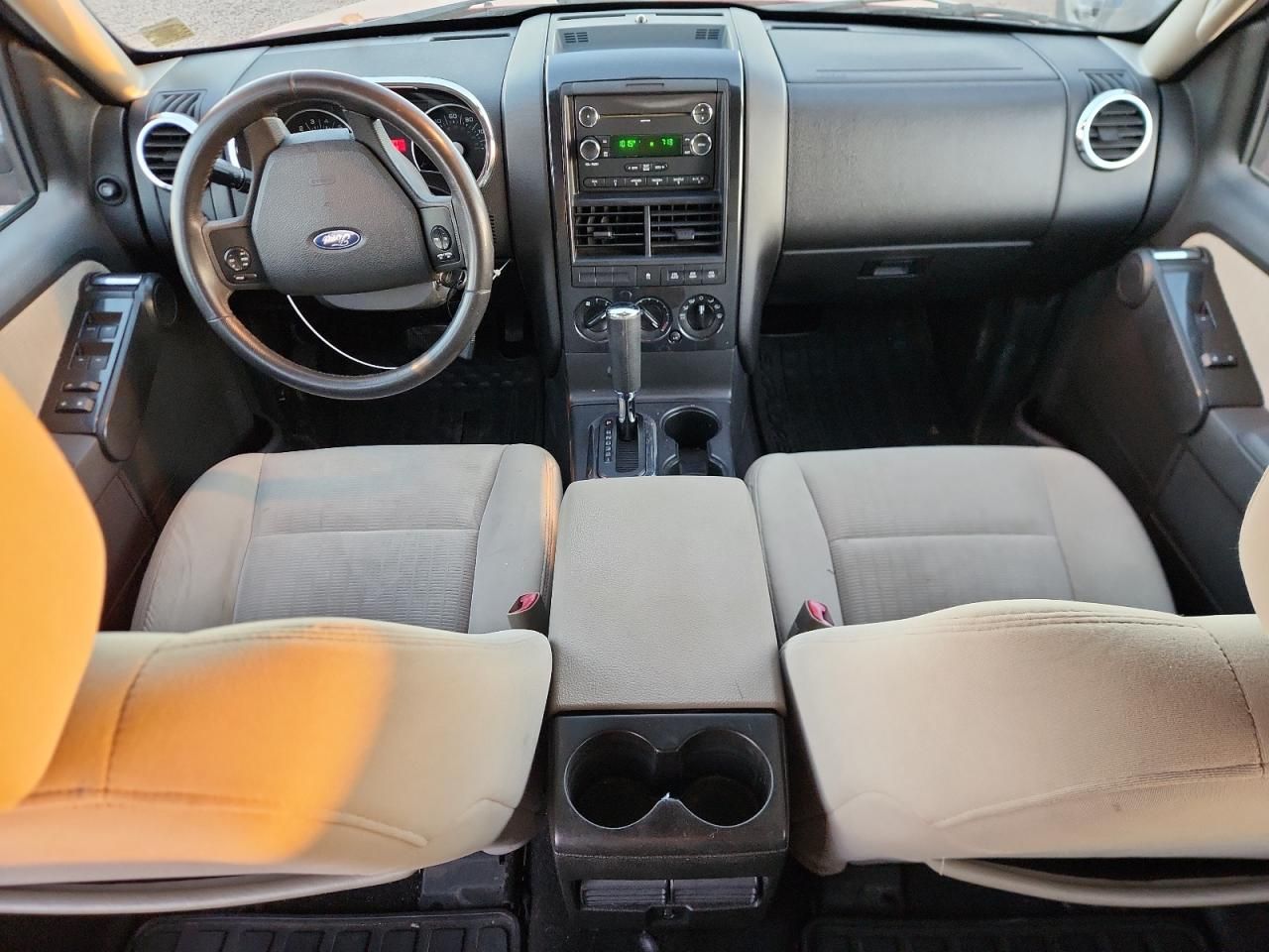 2008 Ford Explorer xlt