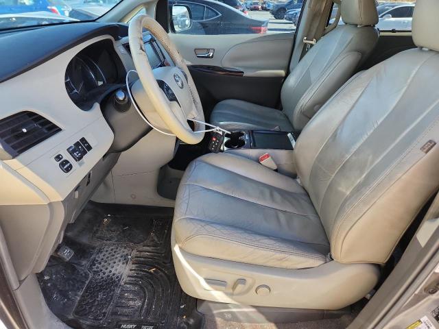 2011 Toyota Sienna xle