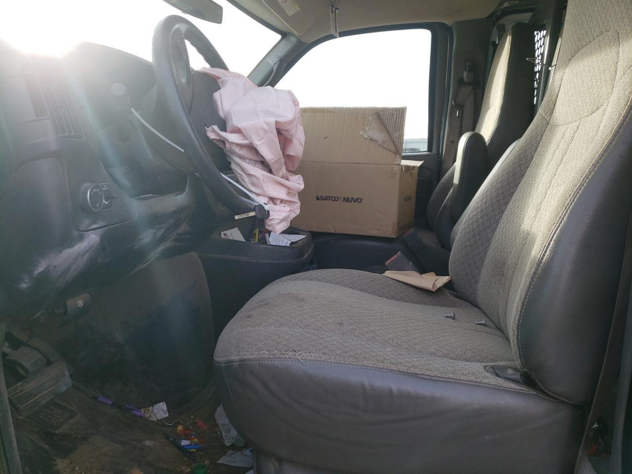 2015 GMC Savana 2500 Delivery Van