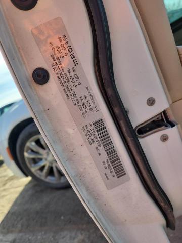 2015 Chrysler 300 Limited