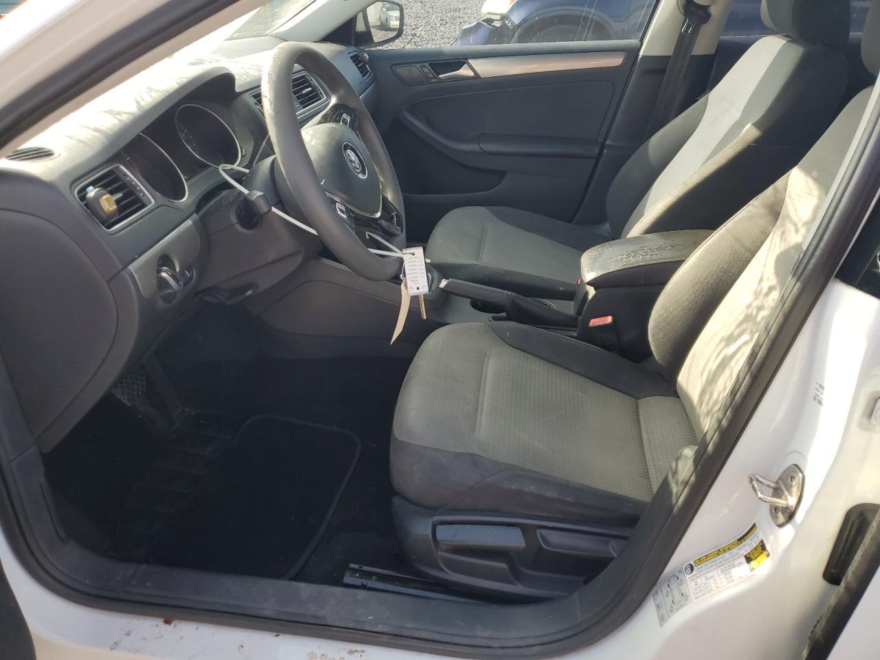 2018 Volkswagen Jetta s