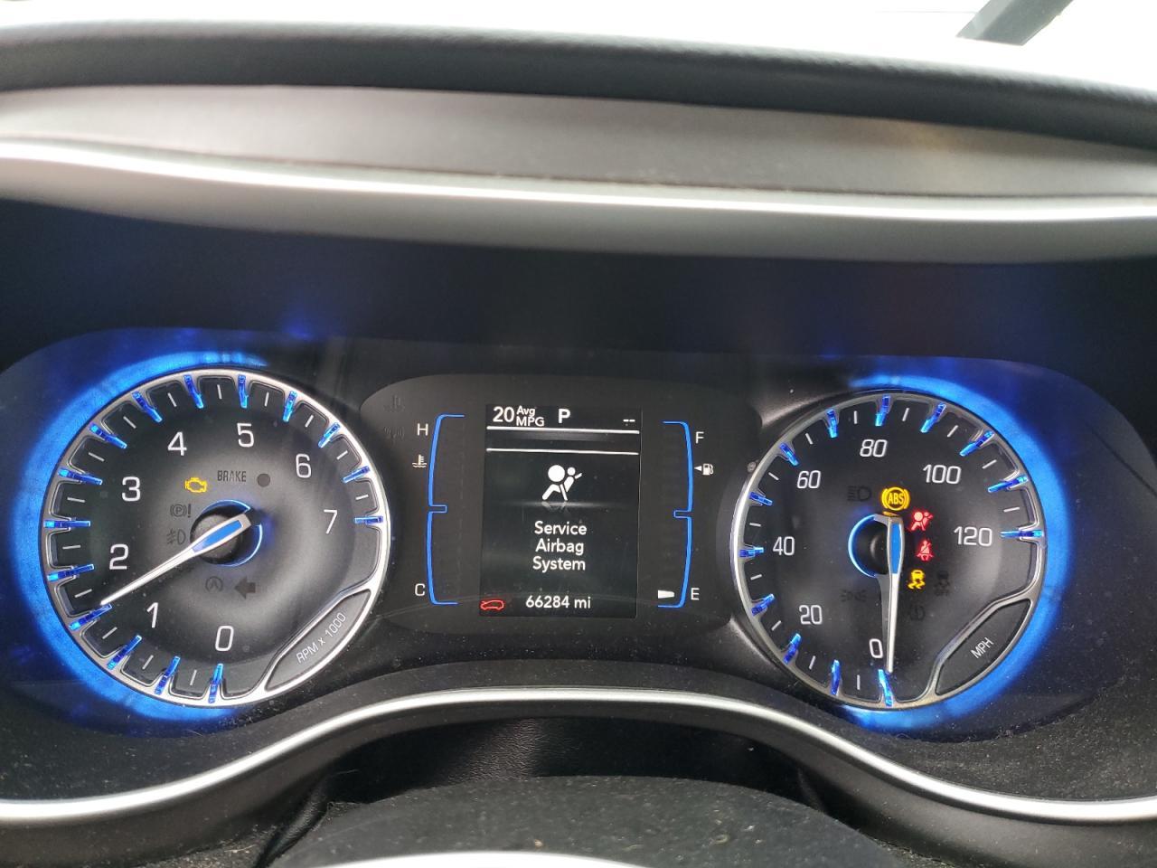 2020 Chrysler Pacifica Touring l
