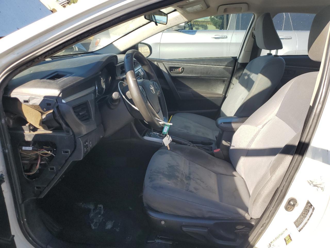 2015 Toyota Corolla l