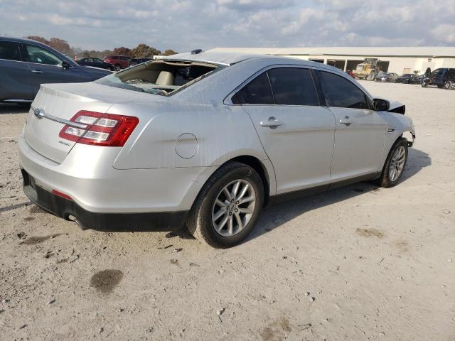 2015 Ford Taurus se
