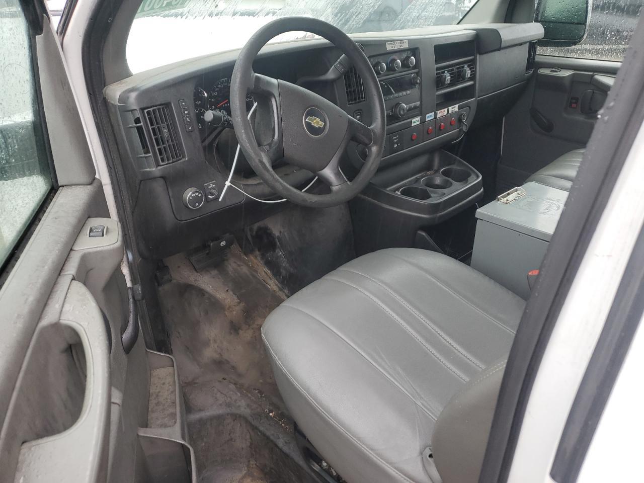 2013 Chev Express G2500
