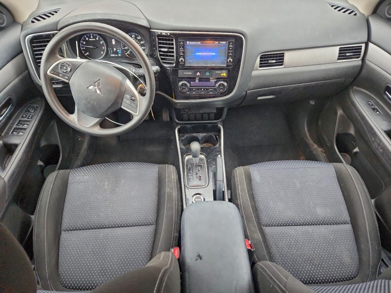 2018 Mitsubishi Outlander se