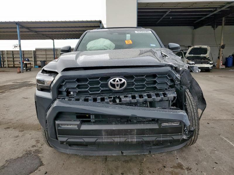 2025 Toyota 4runner trd Off-road hv