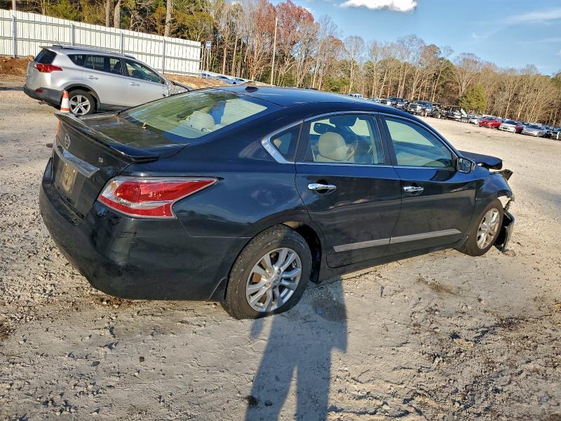 2015 Niss Altima 2.5 s