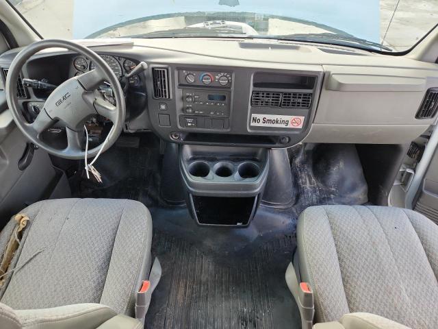 2006 GMC Savana 2500 Delivery Van