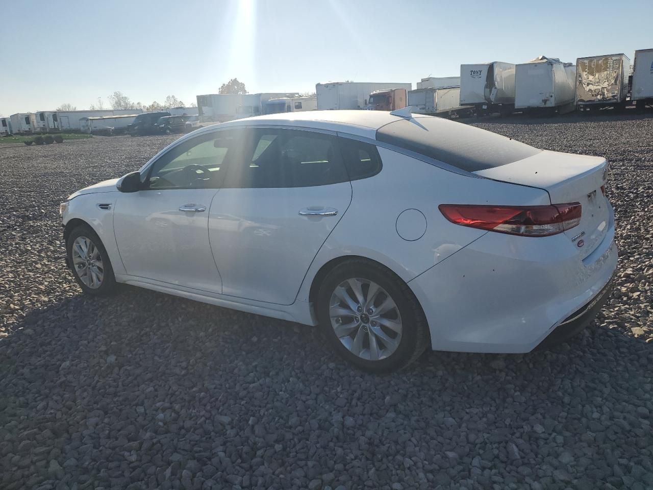 2017 KIA Optima lx