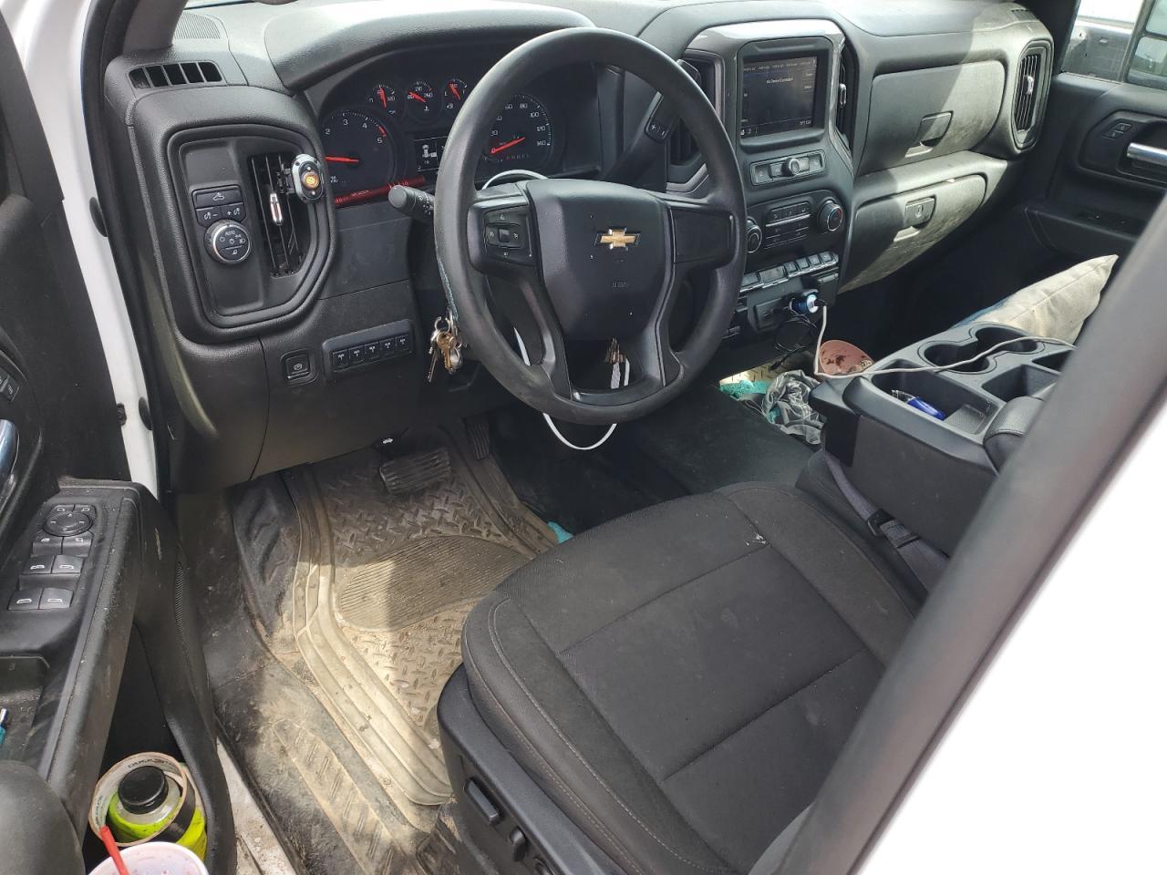 2022 Chev Rolet Silverado HD Flatbed Truck