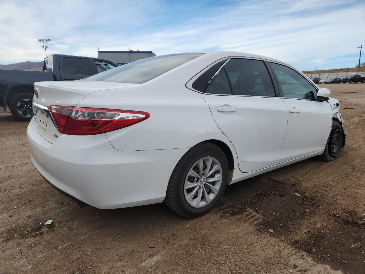 2017 Toyota Camry le