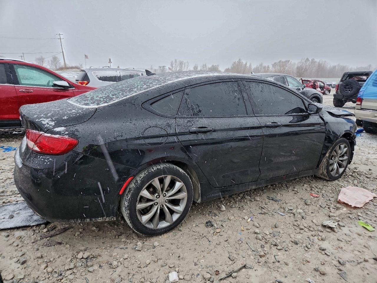 2015 Chrysler 200 s