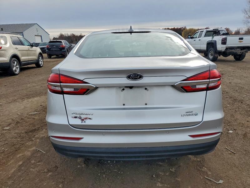 2019 Ford Fusion se