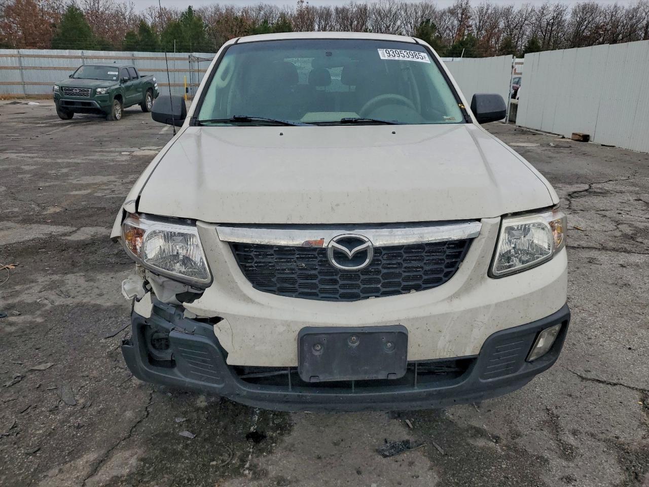 2011 Mazda Tribute i