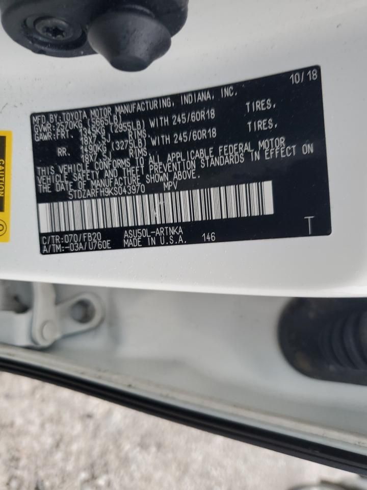 2019 Toyota Highlander le