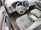 2005 Toyota Sienna le