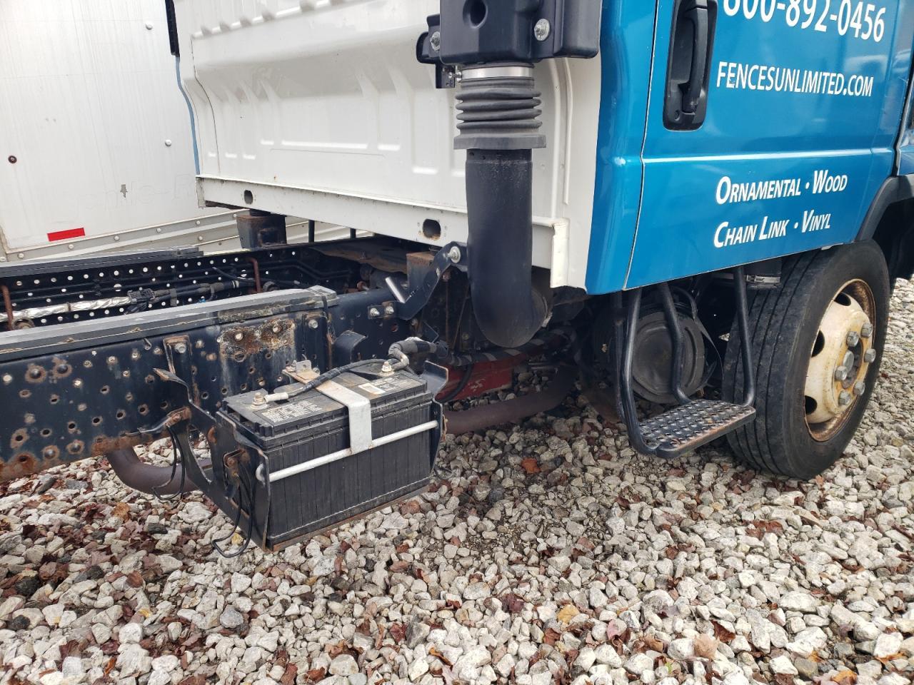 2022 Isuzu NRR Truck Cab AND Chassis