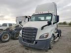 2019 Freightliner Cascadia 116 Semi Truck