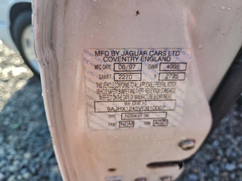 1997 Jaguar XJ6