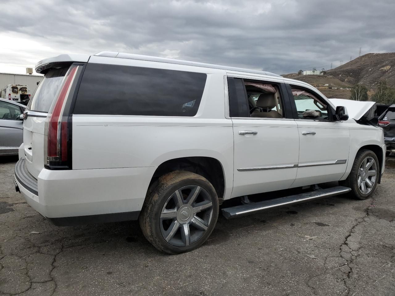 2016 Cadillac Escalade esv Premium