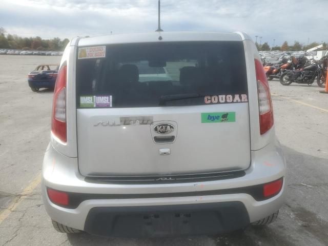 2013 KIA Soul +