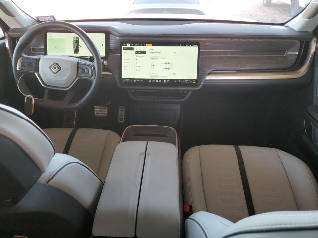 2023 Rivian R1S Adventure