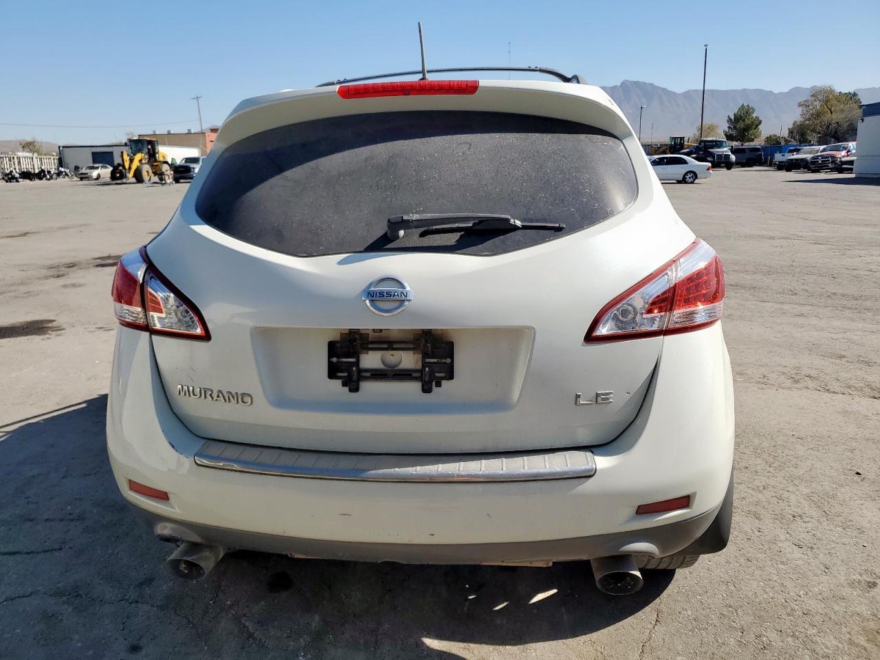 2011 Nissan Murano s
