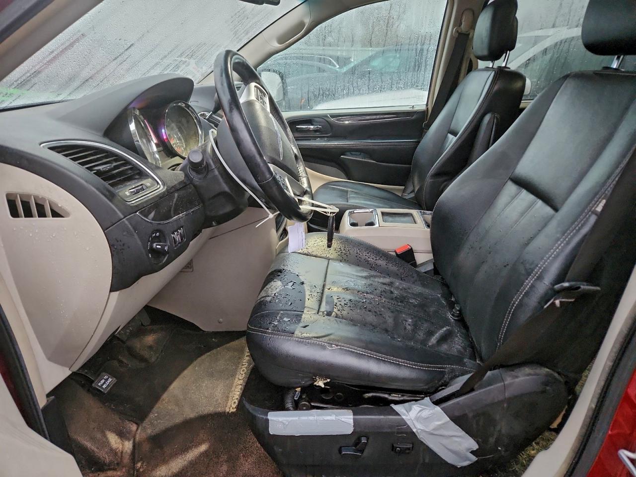 2015 Chrysler Town & Country Touring