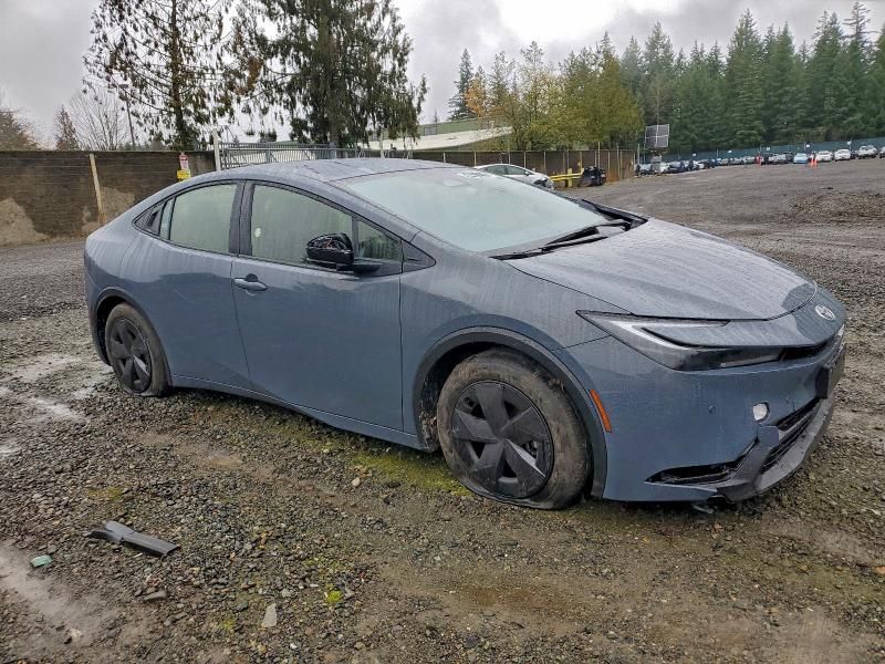 2025 Toyota Prius le