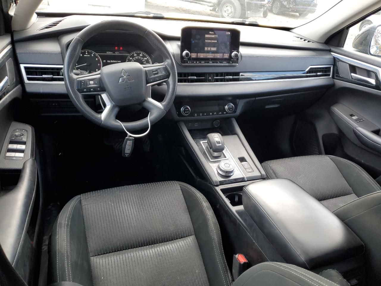 2022 Mitsubishi Outlander es