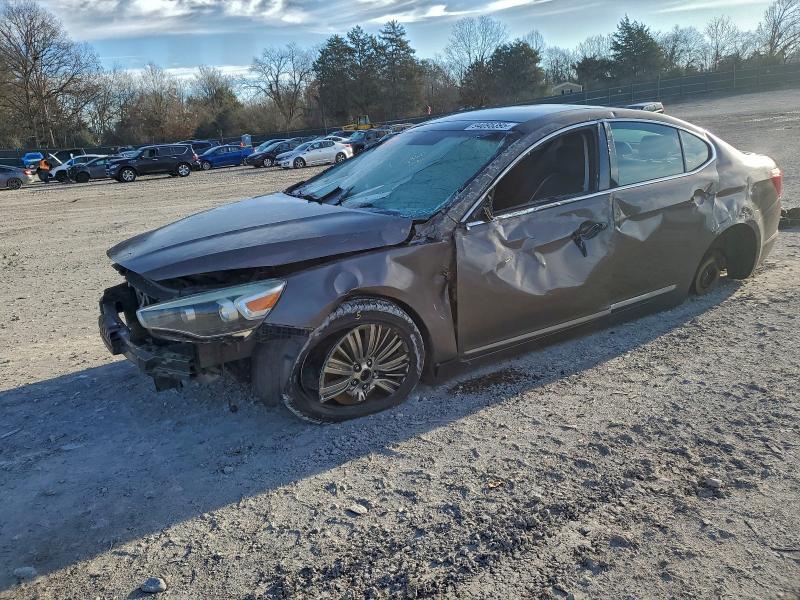 2015 KIA Cadenza Premium