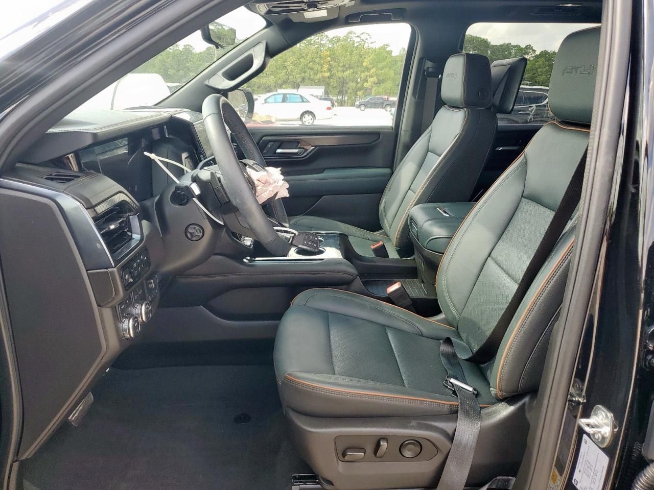 2025 GMC Yukon xl AT4