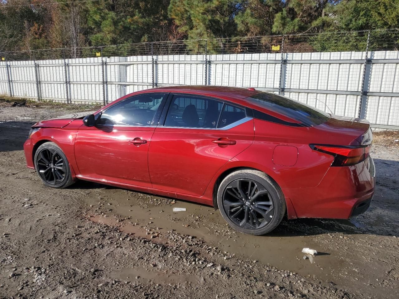 2023 Nissan Altima sr