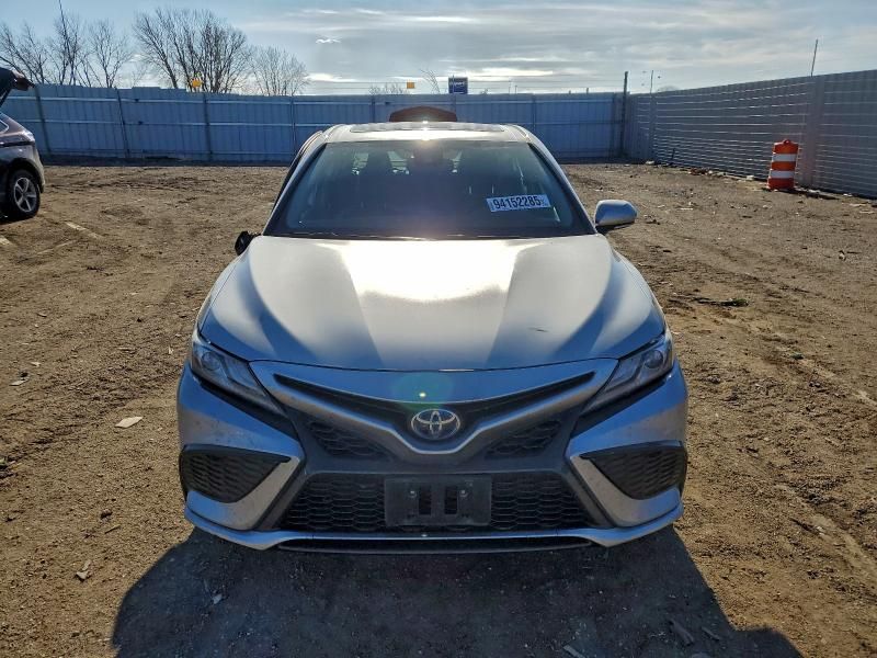 2021 Toyota Camry xse