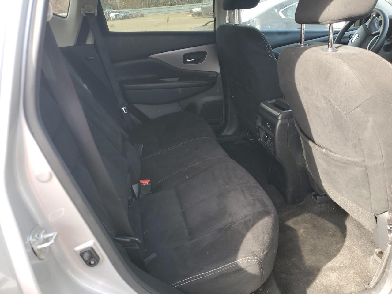2020 Nissan Murano s