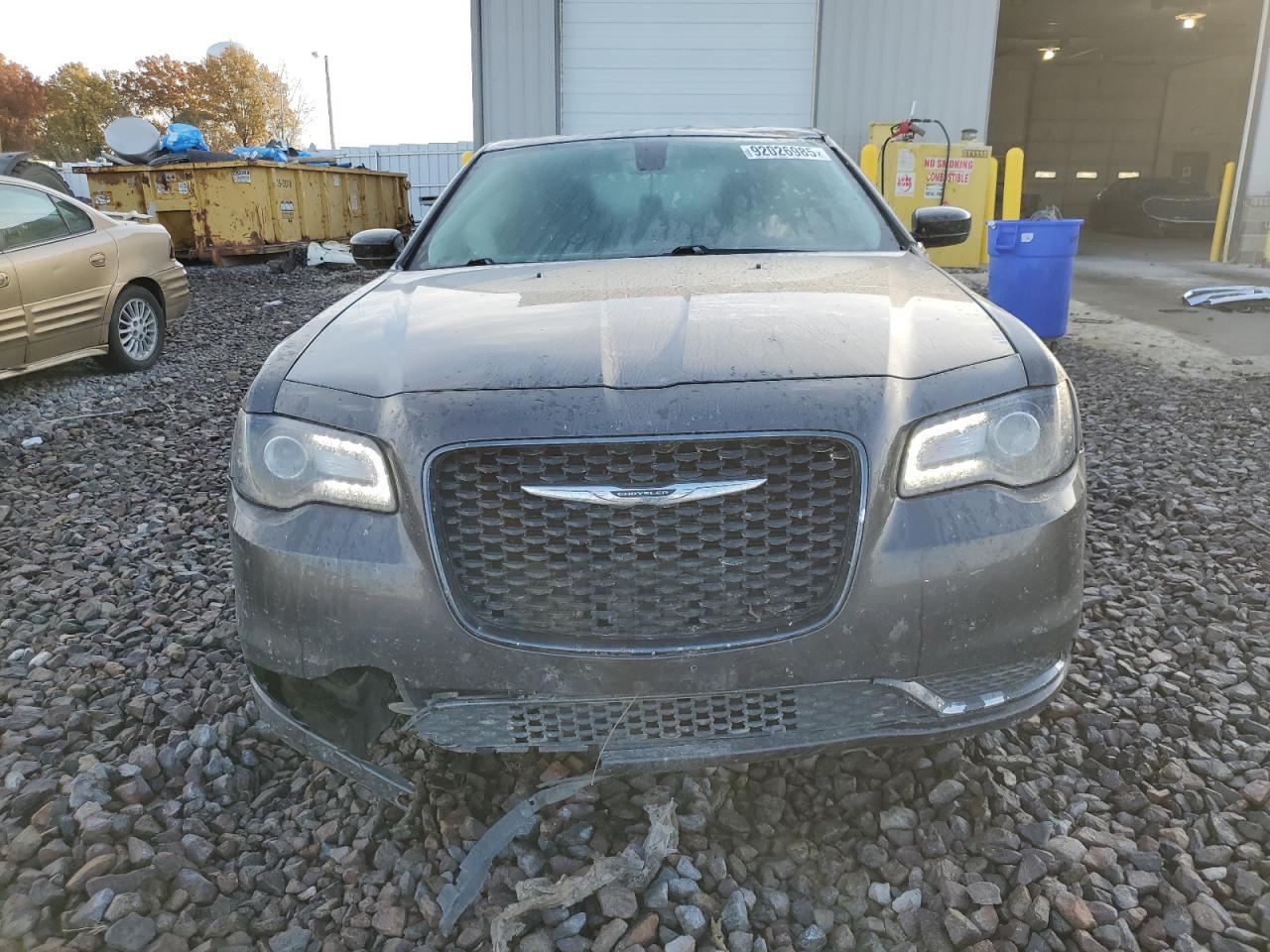 2019 Chrysler 300 Touring