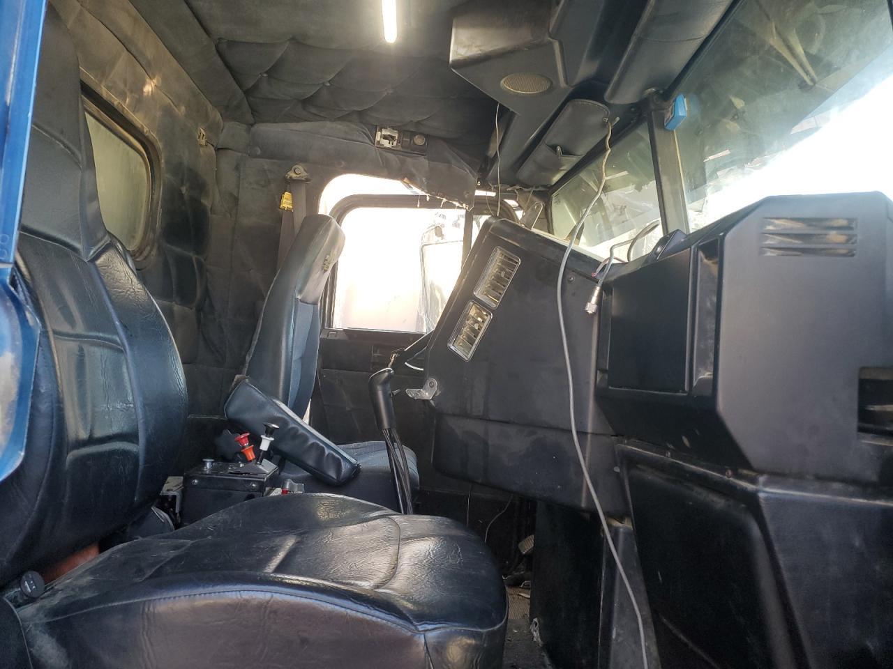 2000 Freightliner Conventional Feed Delivery Truck