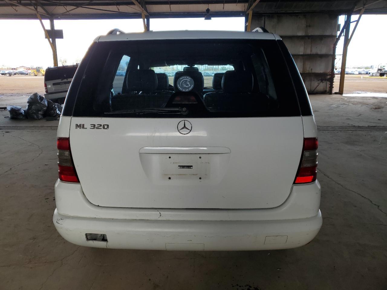 2000 Mercedes-Benz Ml 320