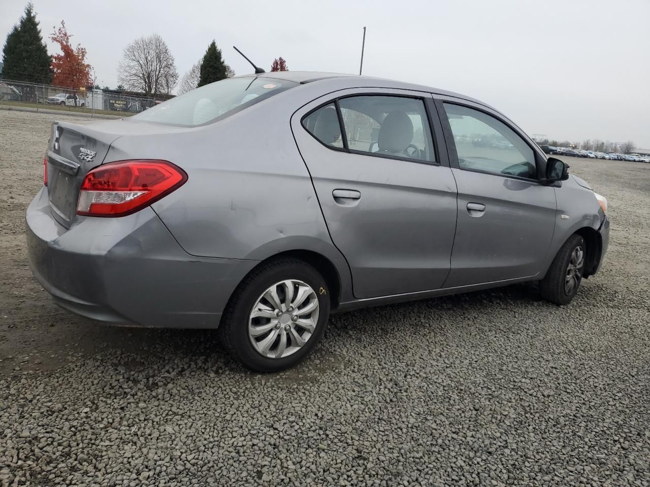 2017 Mitsubishi Mirage G4 es