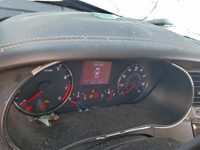 2015 KIA Cadenza Premium