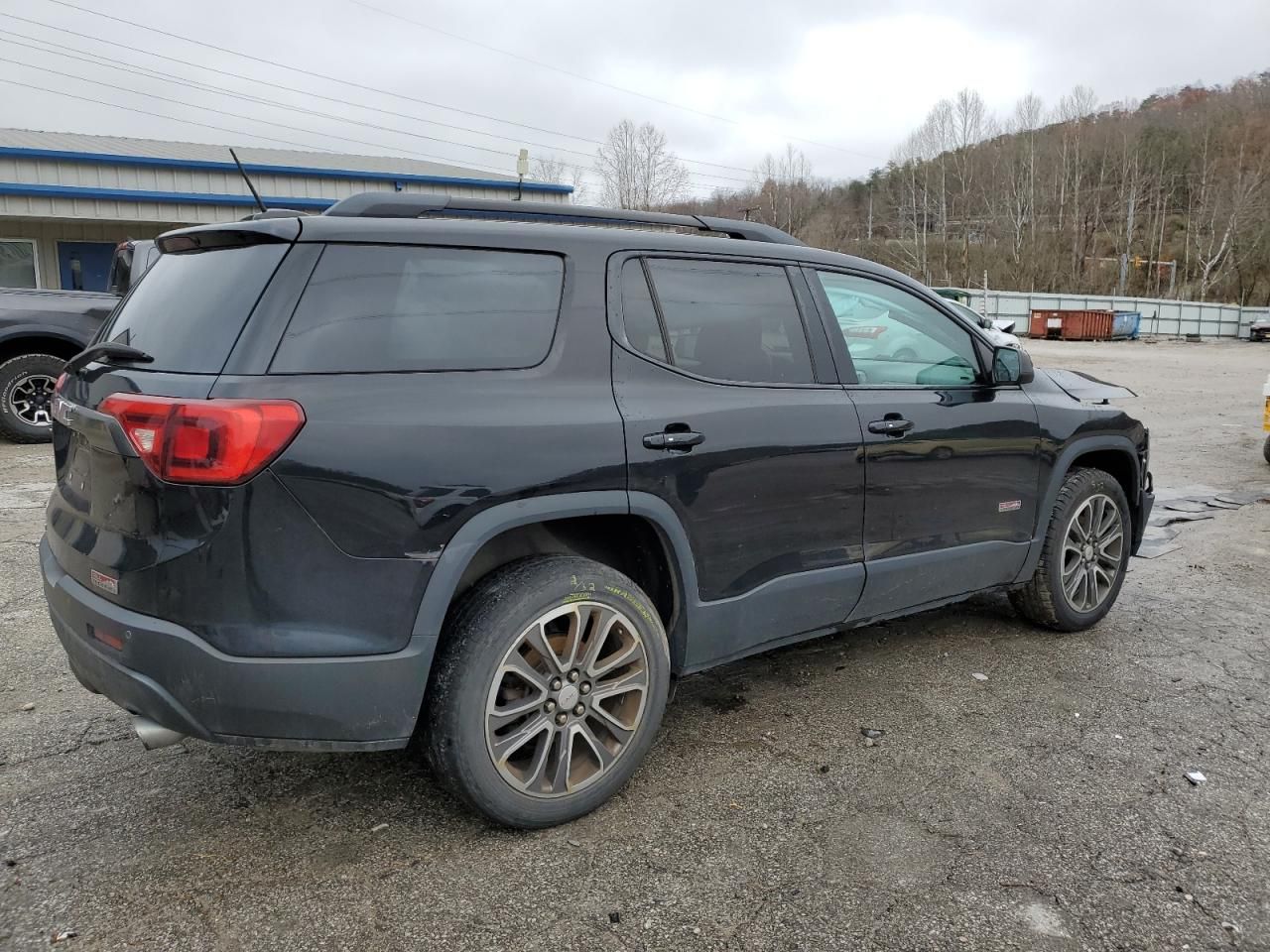 2017 GMC Acadia all Terrain