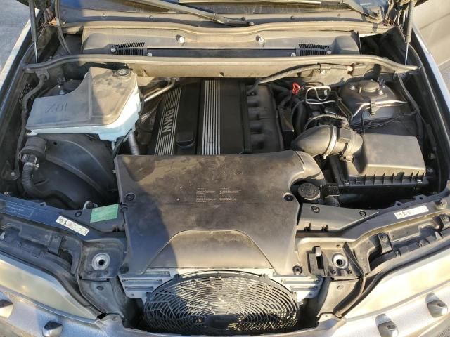 2004 BMW X5 3.0i