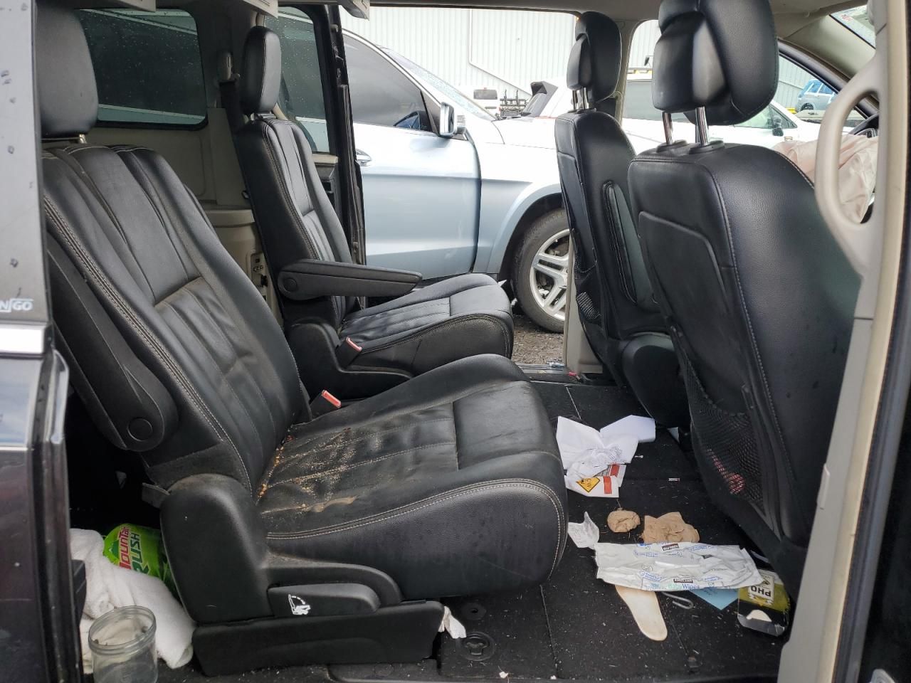 2013 Chrysler Town & Country Touring