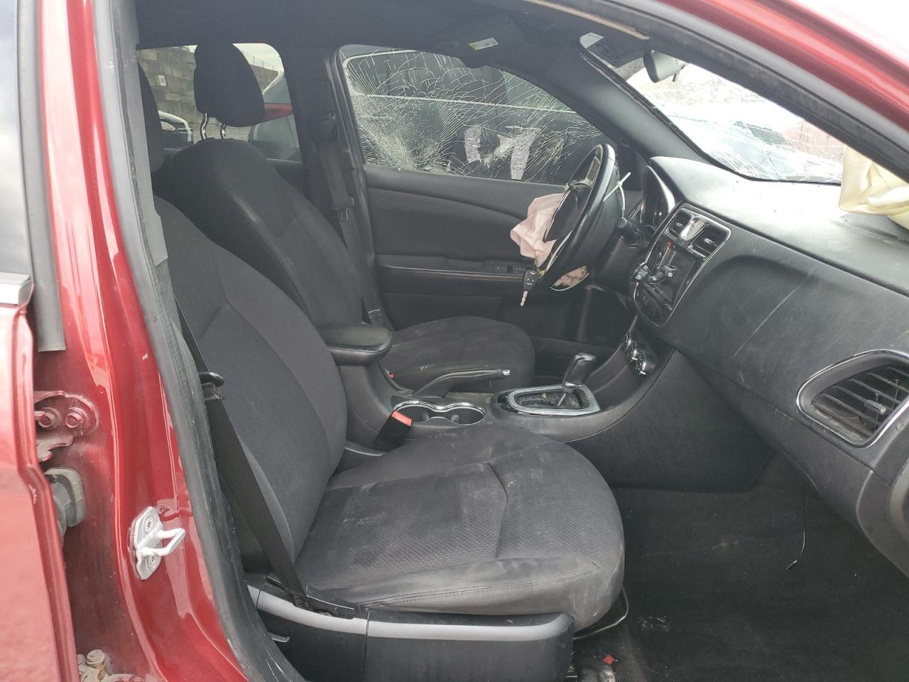 2013 Chrysler 200 Touring