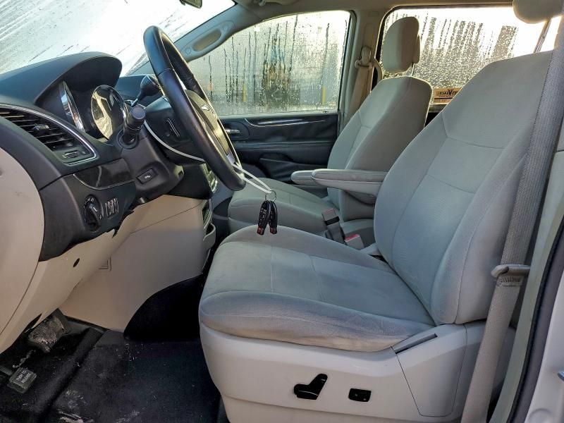 2011 Chrysler Town & Country Touring