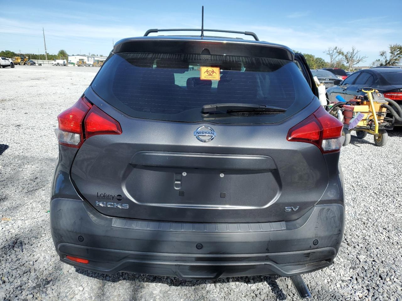 2019 Nissan Kicks s