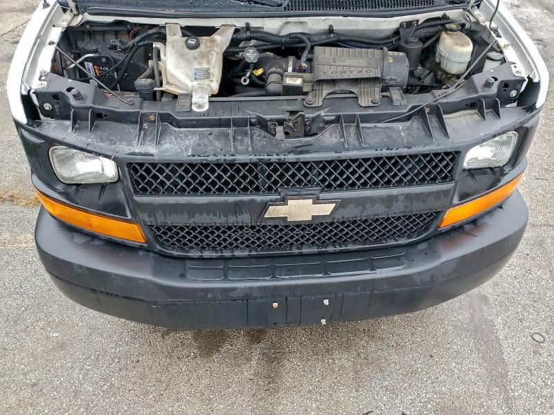 2013 Chevrolet Express 2500 Utility / Service van
